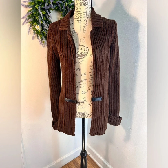 Kenji Natural, M, heavy cable knit, long sleeves, belt loop closure, cardigan - Picture 2 of 9